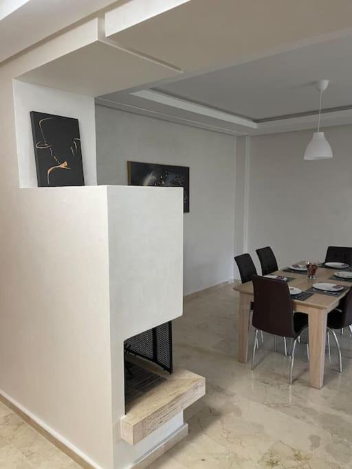 Chic & Cosy Flat Near Airport Lockbox Fast Wifi Apartment Nouaceur Ngoại thất bức ảnh